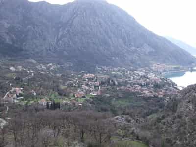Plot in Kotor Riviera