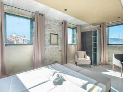 Mini-hotel with pool near Kotor