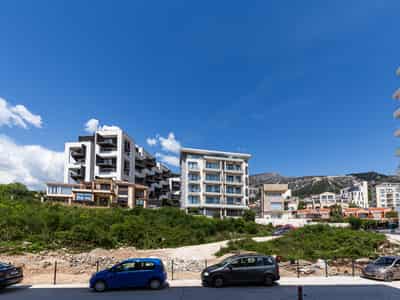 For sale: 2 apartments in a new complex in Bečići