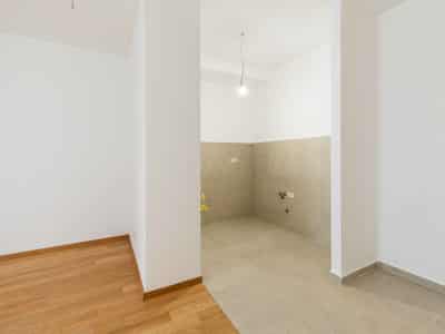 1-Bedroom Apartment in Bečići with Sea View