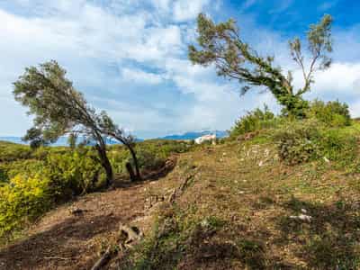 Land Plot for Sale in Reževići, 975 m²