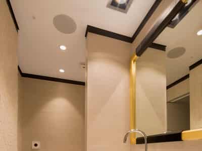 Super luxury three-story triplex apartment with jacuzzi and sauna