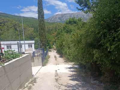 Land Plot for Sale in Sutor Village