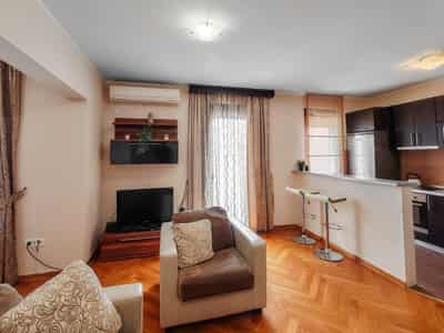 Bright apartment with 3 bedrooms, 78 m², Budva