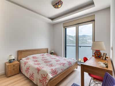 2-Bedroom Apartment 107 m² with Panoramic Sea Views in Kostanitse
