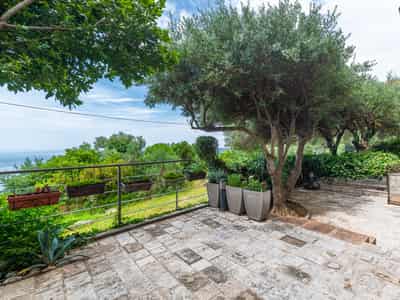 Apartment 57 m² + terrace 45 m² in Seoca, Budva