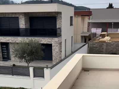 РОСКОШНЫЙ ДОМ В БАРЕ — 225 М² ЖИЛОЙ ПЛОЩАДИ