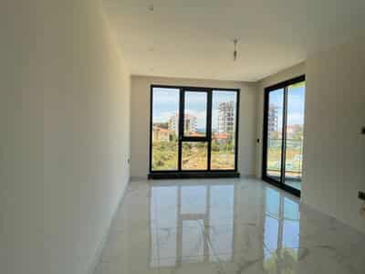 Spacious 2-Bedroom Apartment from Investor in Picturesque Avşallar District (19400)