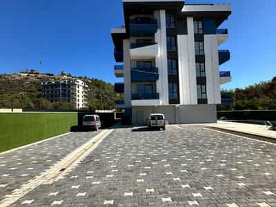 1-Bedroom Apartment 200 Meters from the Sea in a Residential Complex in Demirtaş (33900)