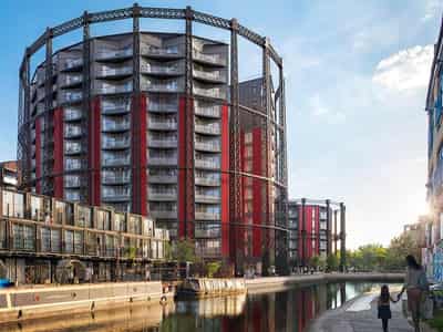 Residential Complex on Regent's Canal with Views of Olympic Park and Canary Wharf (012283)