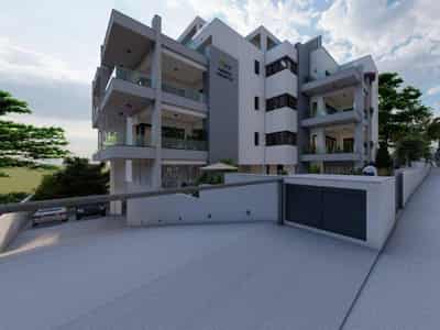 3 new objects in residential complex in Agios Athanasios (Cyprus)