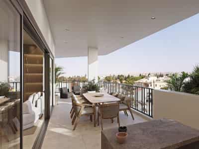 6 new objects in residential complex in Kato Polemidia