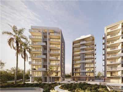 Residence with a garden and a swimming pool, Larnaca, Cyprus