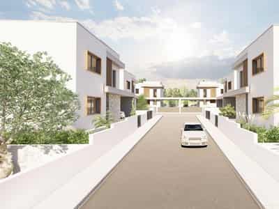 New complex of villas with gardens close to the center of Limassol, Souni, Cyprus