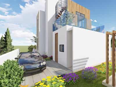 1 new villa in residential complex in Peyia