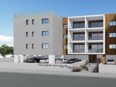 New low-rise residence at 900 meters from the sea, Limassol, Cyprus