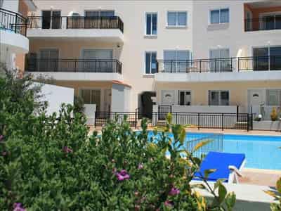 Residence with a swimming pool near beaches and the promenade, Paphos, Cyprus