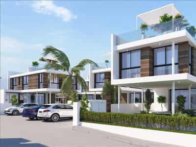 New complex of villas with roof-top gardens at 500 meters from the beach, Pernera, Cyprus