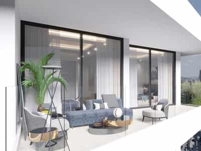 New residence with a swimming pool and spacious common areas 1 minute away from the beach, Limassol, Cyprus