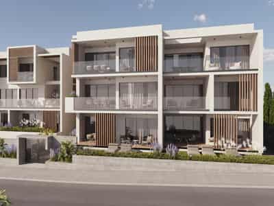 4 новые квартиры в ЖК в Гробнице Королей