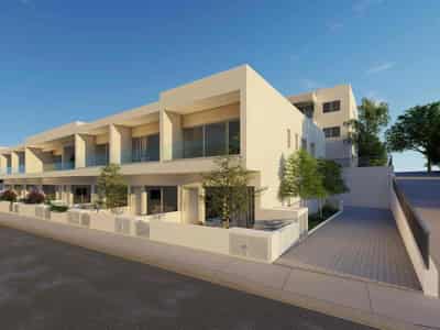 16 new objects in residential complex in Chloraka