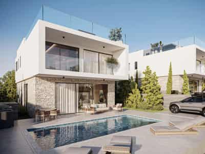 4 new villas in residential complex in Tala