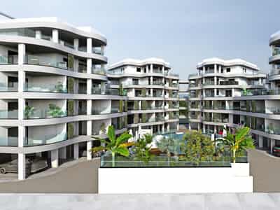 4 new flats in residential complex in Livadia