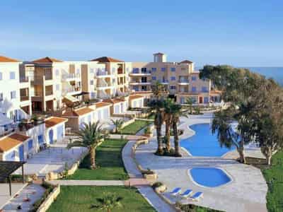 4 new flats in residential complex in Tomb of the Kings
