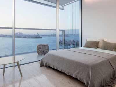 Жилой комплекс Muraba Residences с бассейном и выходом на пляж, Palm Jumeirah, Дубай, ОАЭ