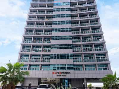 154 new flats in residential complex UniEstate Sports Tower in Dubai Sports City