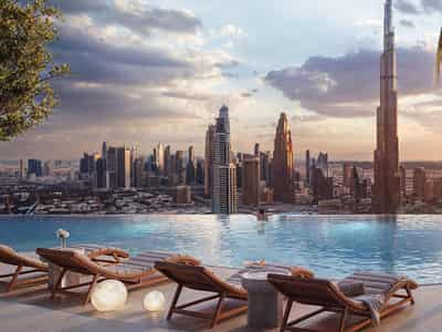 Новая высотная резиденция Sky Tower с бассейном, садом и рестораном рядом с каналом, в центральном районе Business Bay, Дубай, ОАЭ