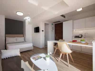 Residence with a swimming pool and a panoramic view of the city in the heart of Athens, Greece