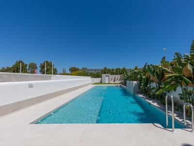 Bungalow, Dolores