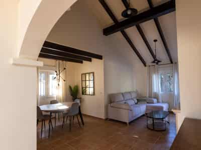 Villa, Fuente-Alamo
