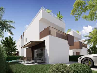 Villa, La Marina