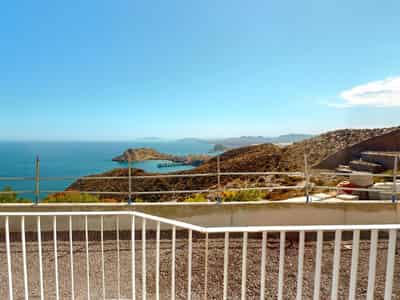 Apartment, Aguilas