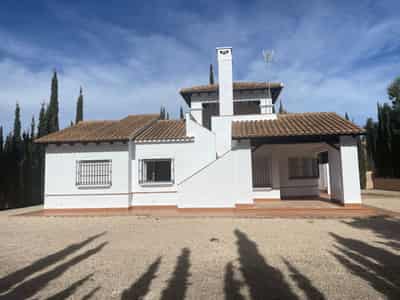 Villa, Fuente Álamo