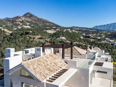 Apartment, Benaavís