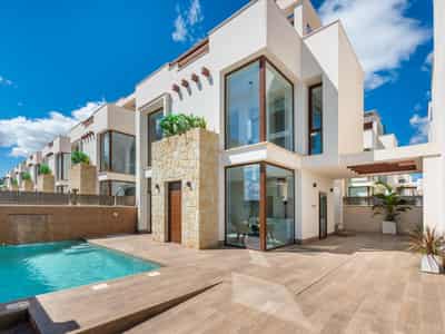 Villa, Los Montesinos