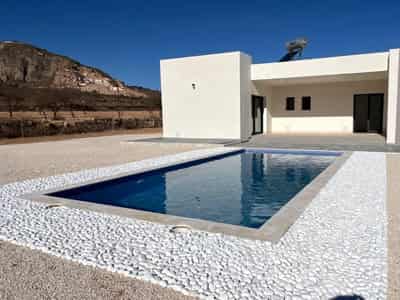 Villa, Ondón de los Frailes
