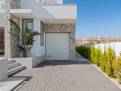 Villa, Los Alcázares