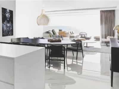Apartment, Relleu
