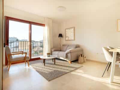 Apartment, Avileses