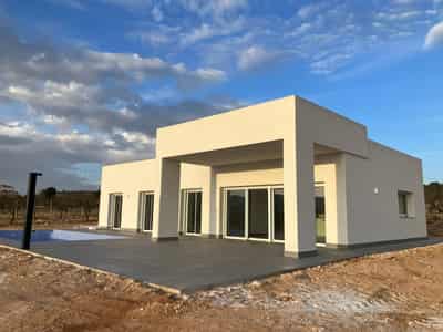 Villa, Pinoso