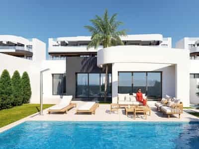 Villa in Los Alcázares