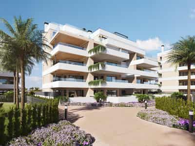Люксовая квартира в Torre-Pacheco, Santa Rosalia Lake and Life Resort