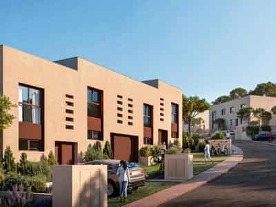Duplexes, Begur