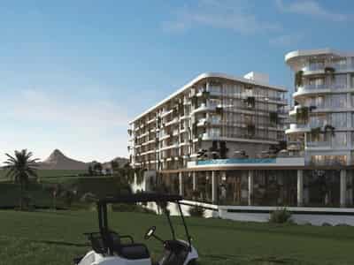 Новые апартаменты в престижном голь-комплексе Muscat Hills с бассейном и спортзалом, Оман
