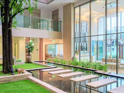 Elegant residence with a swimming pool and a garden near the beach, Pattaya, Thailand