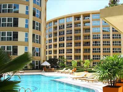 Luxury residence with swimming pools and a restaurant in the heart of Pattaya, Thailand